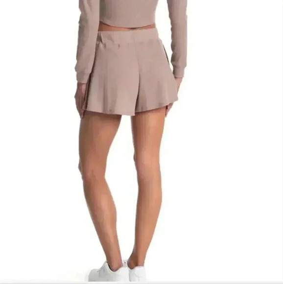 Row‎ A-Waffle flutter thermal shorts - Picture 2 of 4